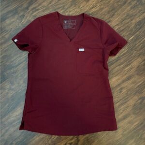 Figs Women’s XS Burgundy Scrub Top